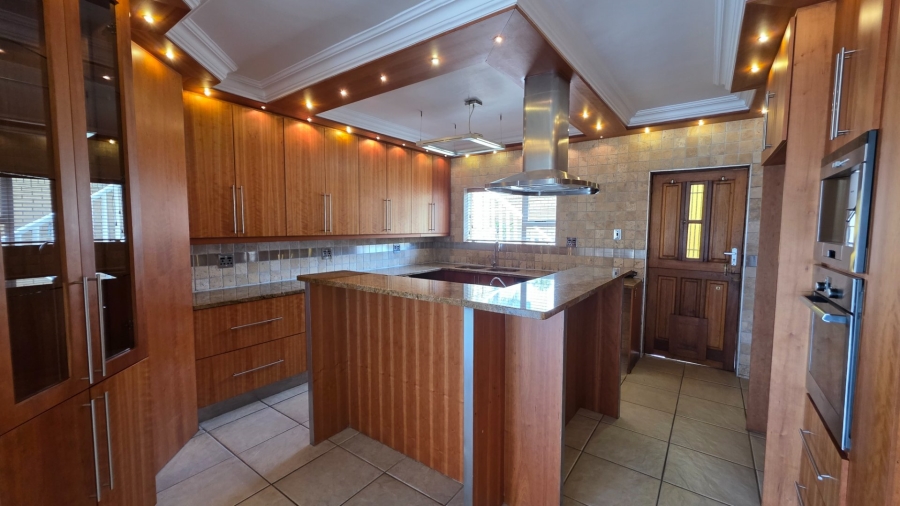 3 Bedroom Property for Sale in Menkenkop Western Cape